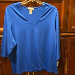 Tiramisu Blue 3/4 Sleeve Relaxed stretch pull over top
